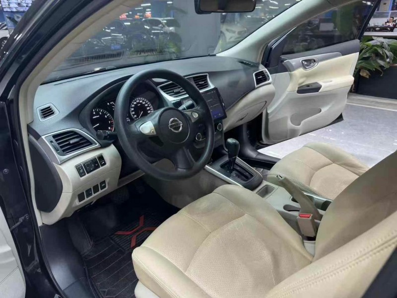 成都18年日产轩逸3