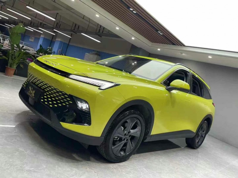 成都23年北汽制造魔方3