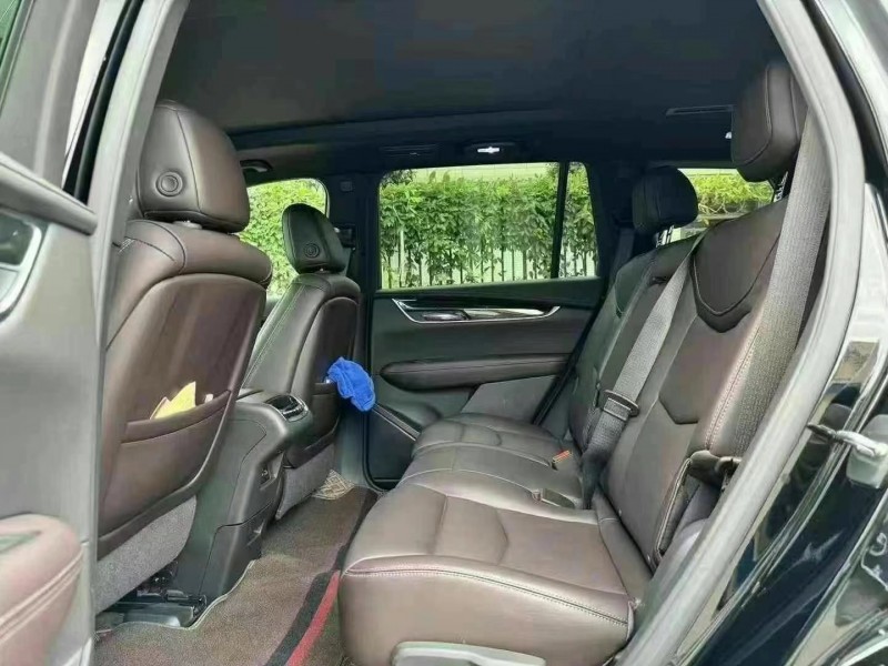 保山22年凱迪拉克XT68