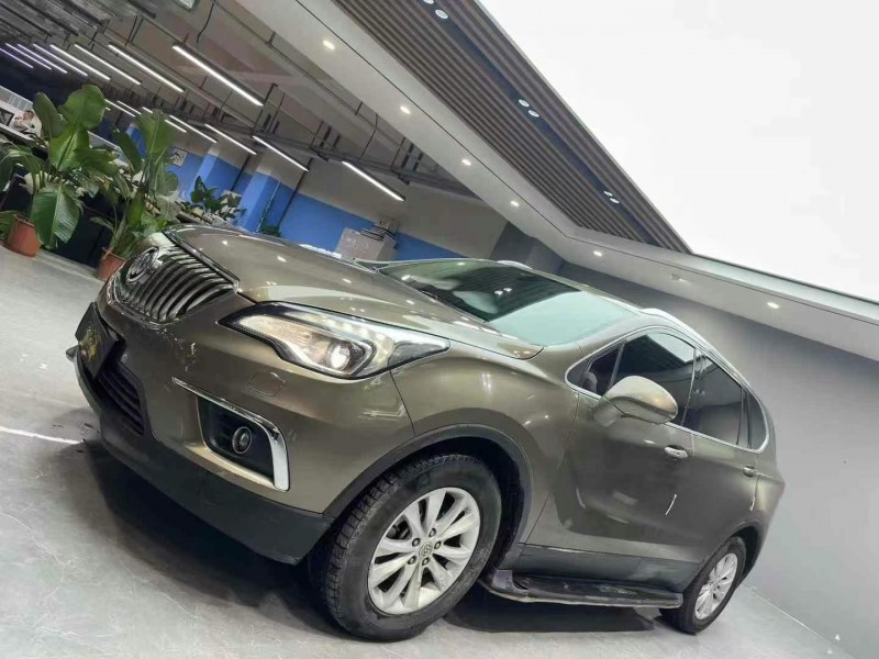 成都17年别克昂科威2