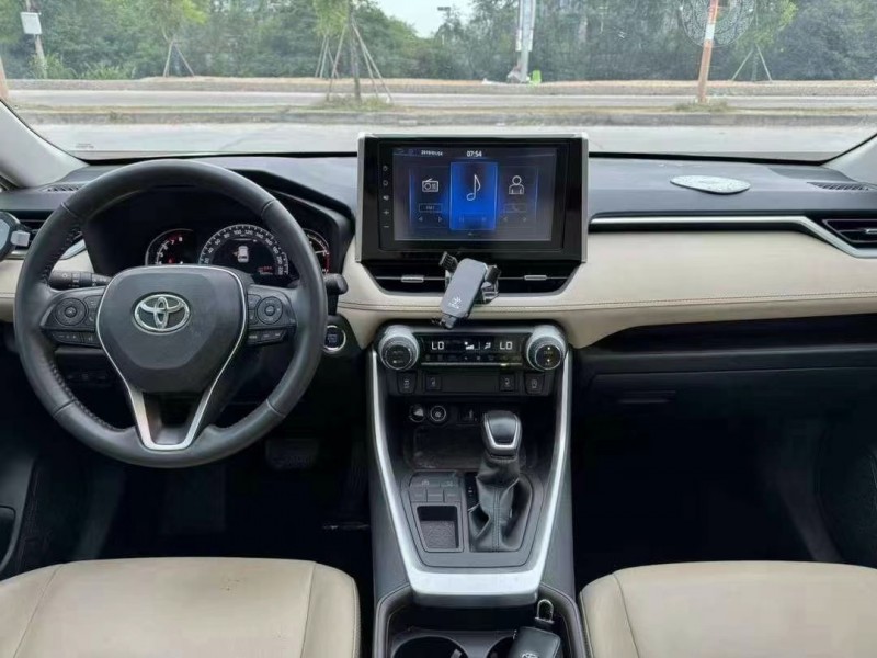 湛江20年豐田RAV4榮放4