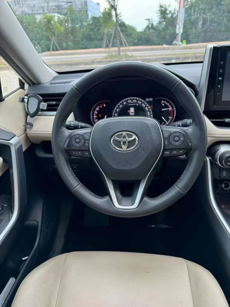 湛江20年豐田RAV4榮放5