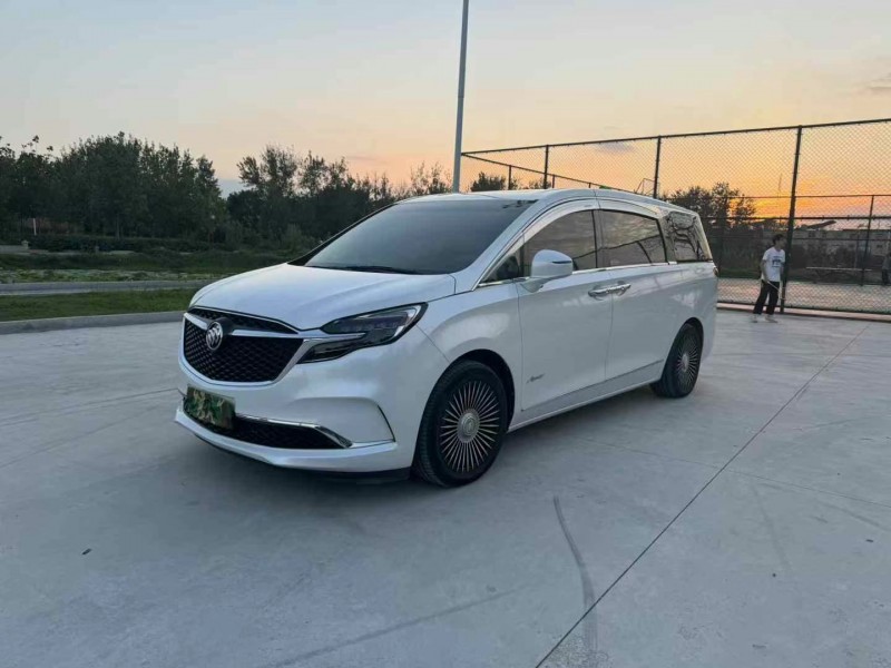 徐州21年别克GL82