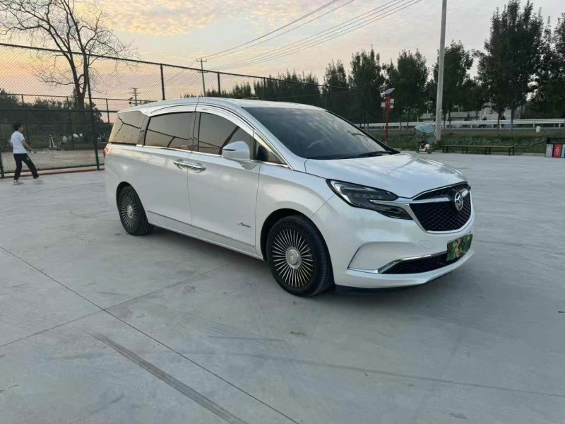 徐州21年别克GL83