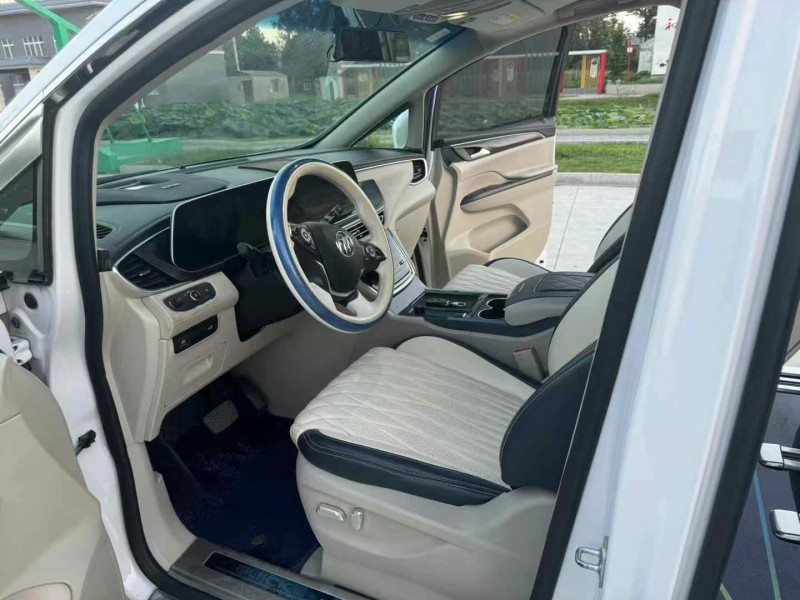 徐州21年别克GL84