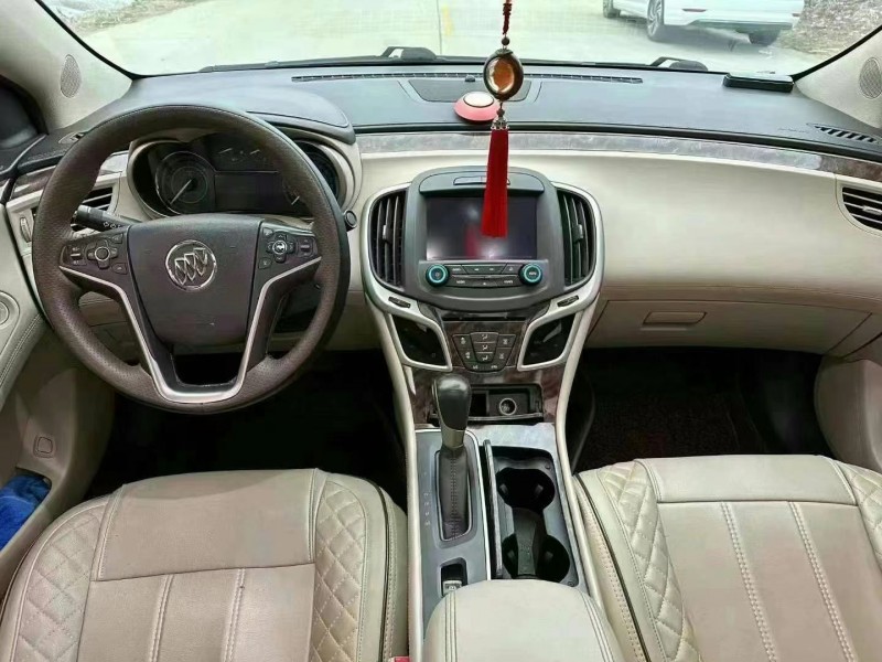 徐州15年别克君越4