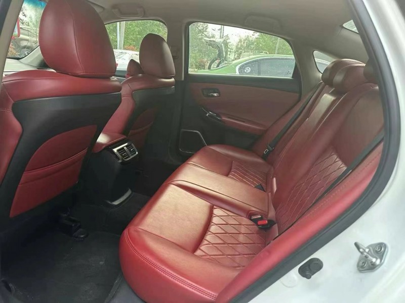 徐州16年本田思铂睿3