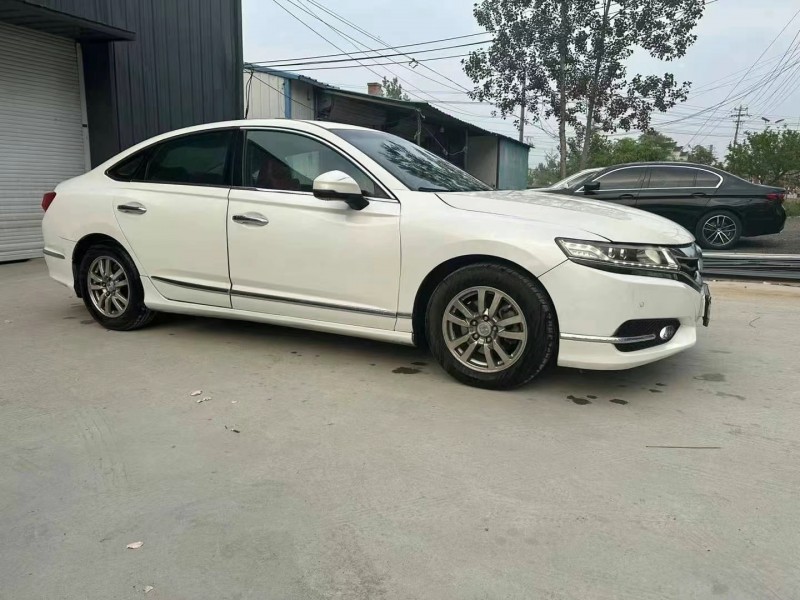 徐州16年本田思铂睿5