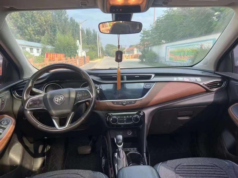 青岛21年别克昂科拉4