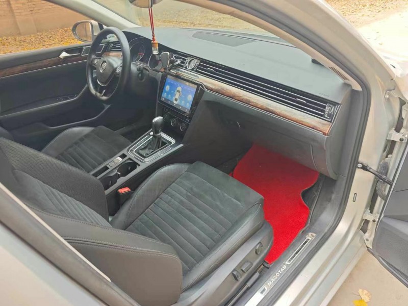 保定17年大众迈腾6