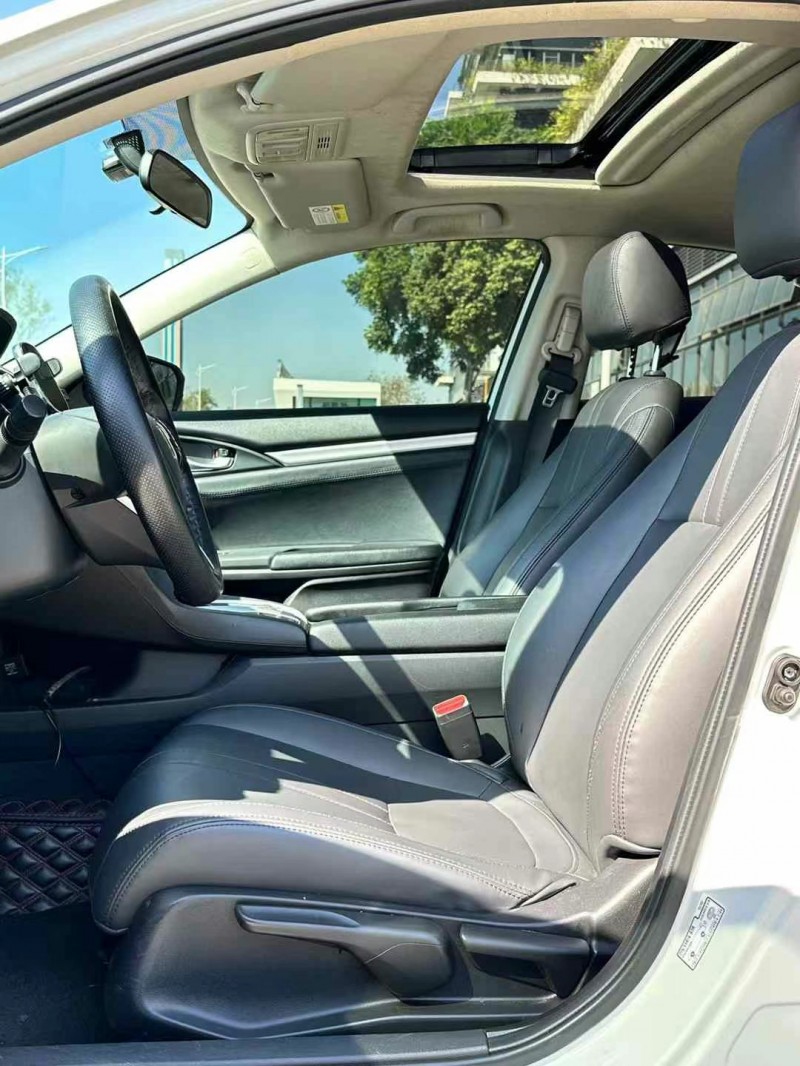 东莞21年本田思域5