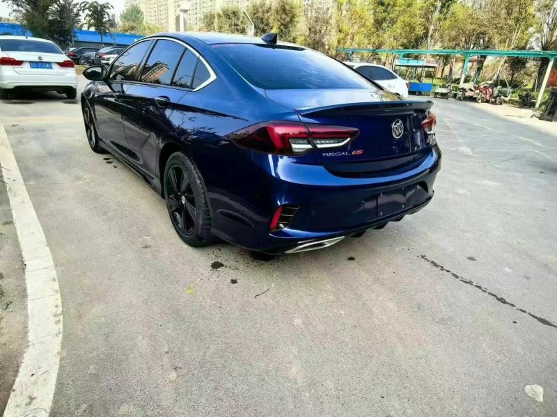 菏泽21年别克君威2