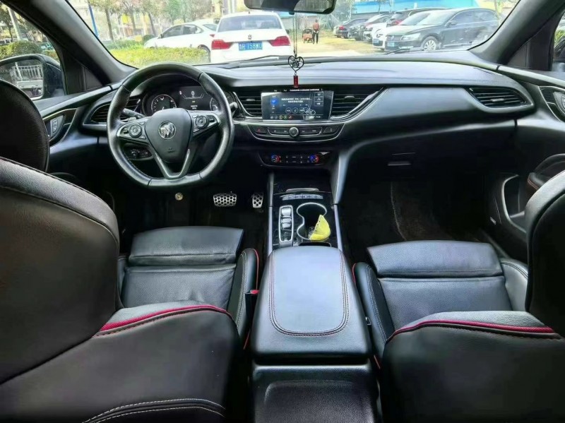 菏泽21年别克君威6