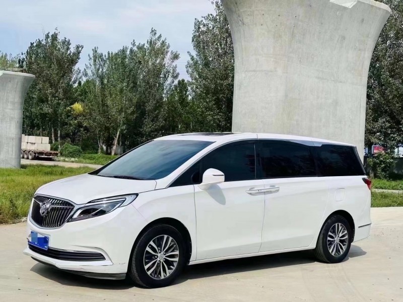 济宁18年别克GL82