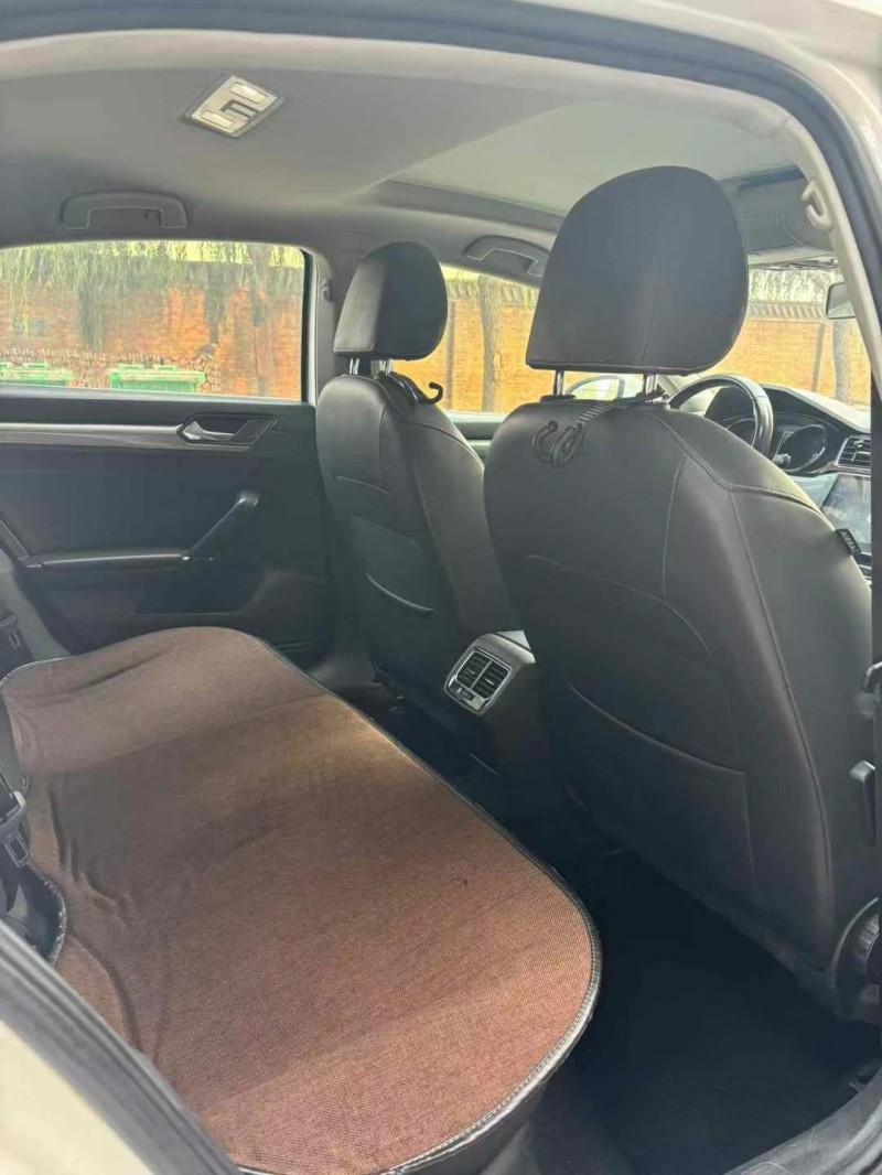 保定16年大众凌渡7