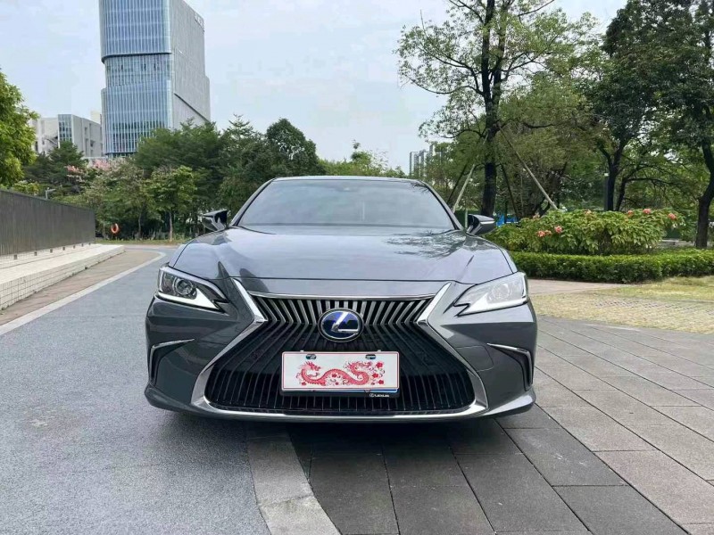 佛山21年雷克萨斯ES1
