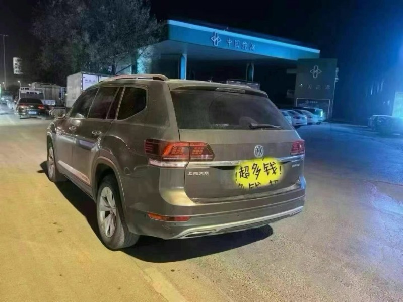 保定17年大众途昂3