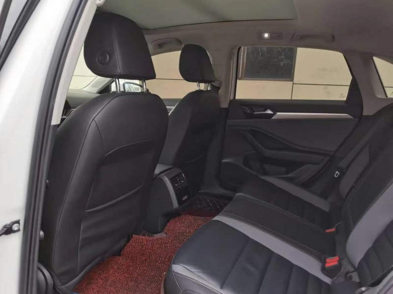 保定20年大众速腾7