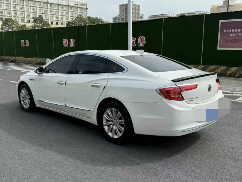 广州17年别克君越4