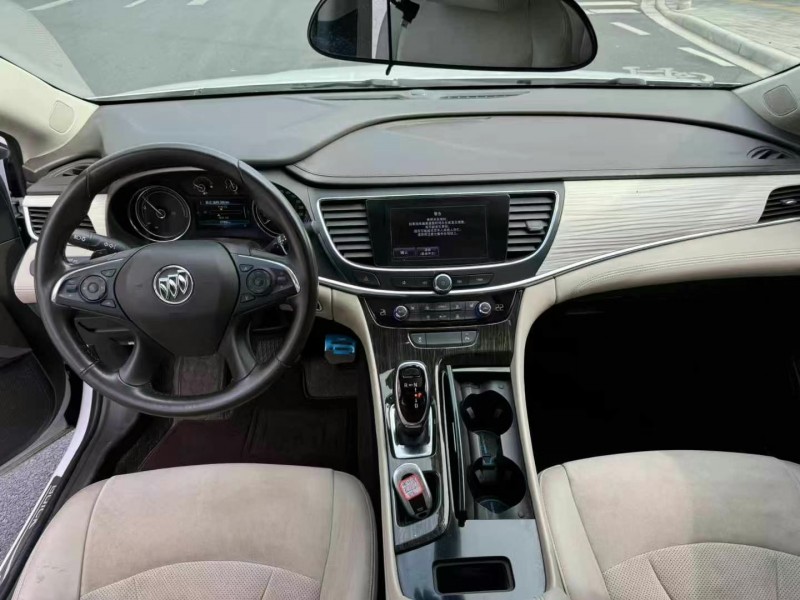 广州17年别克君越7