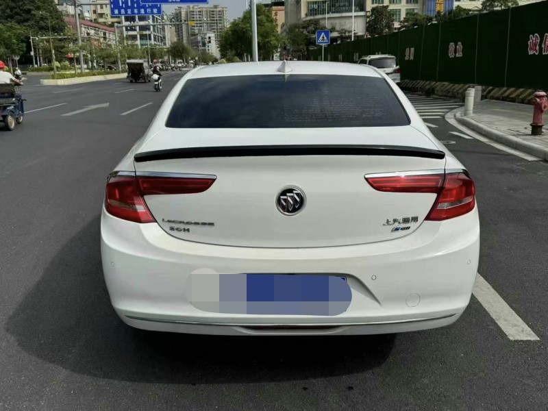 广州17年别克君越8