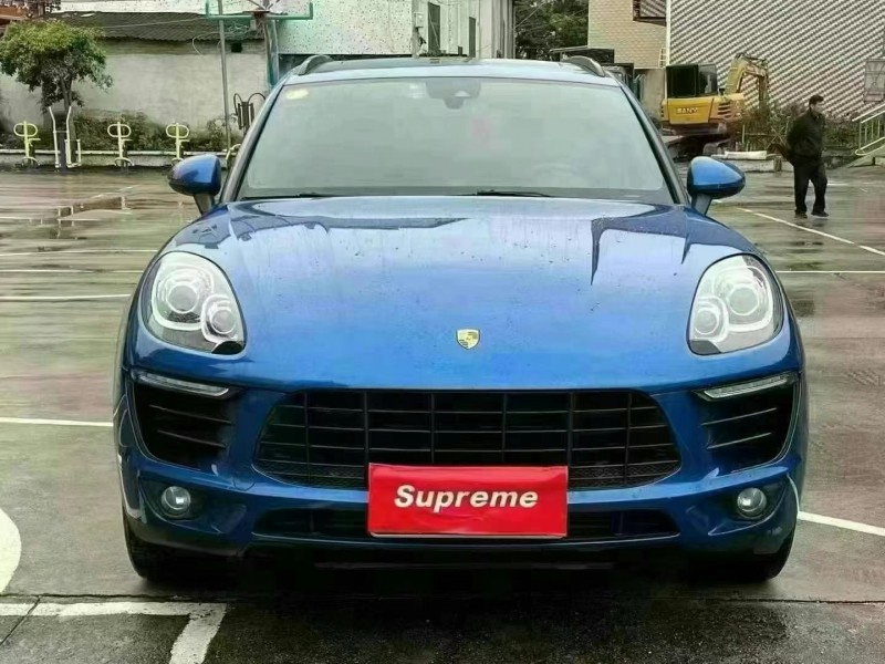 广州18年保时捷Macan1