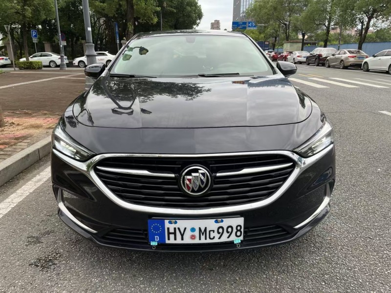 东莞20年别克君越1