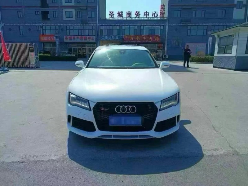 济宁14年奥迪A7L1