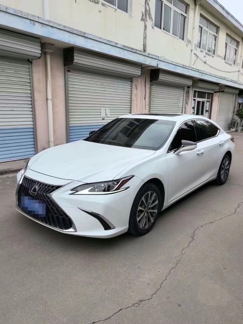 潍坊23年雷克萨斯ES3