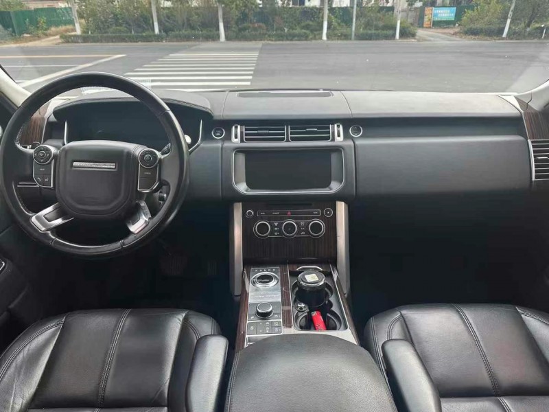 济宁18年路虎揽胜行政8