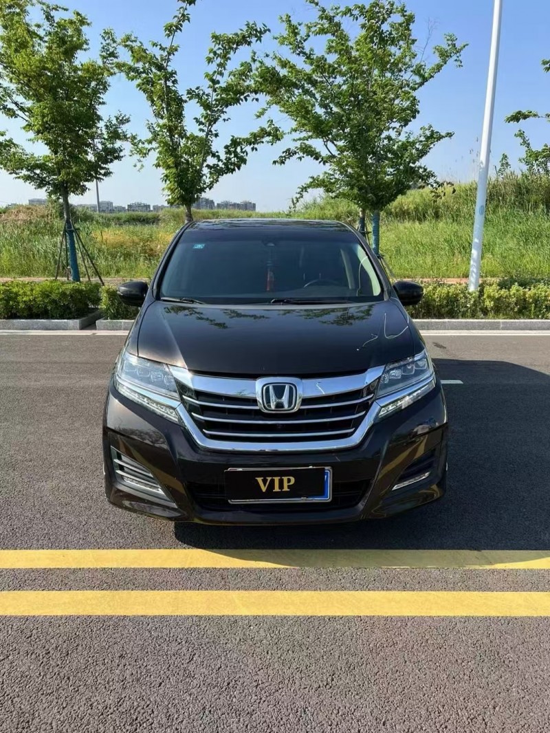 徐州18年本田艾力绅1