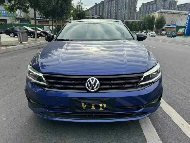 济宁21年大众凌渡1