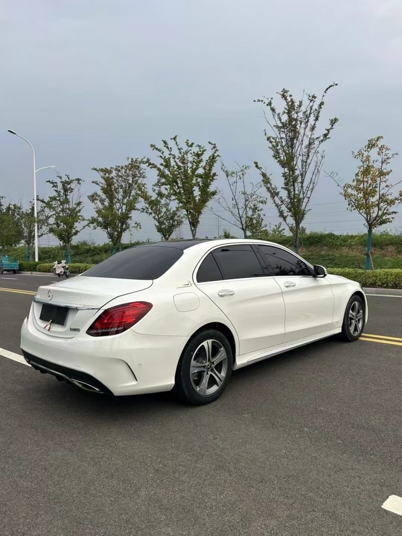 徐州19年奔驰C7