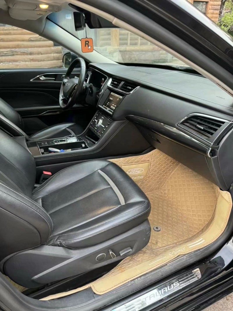 邢台16年福特金牛座8