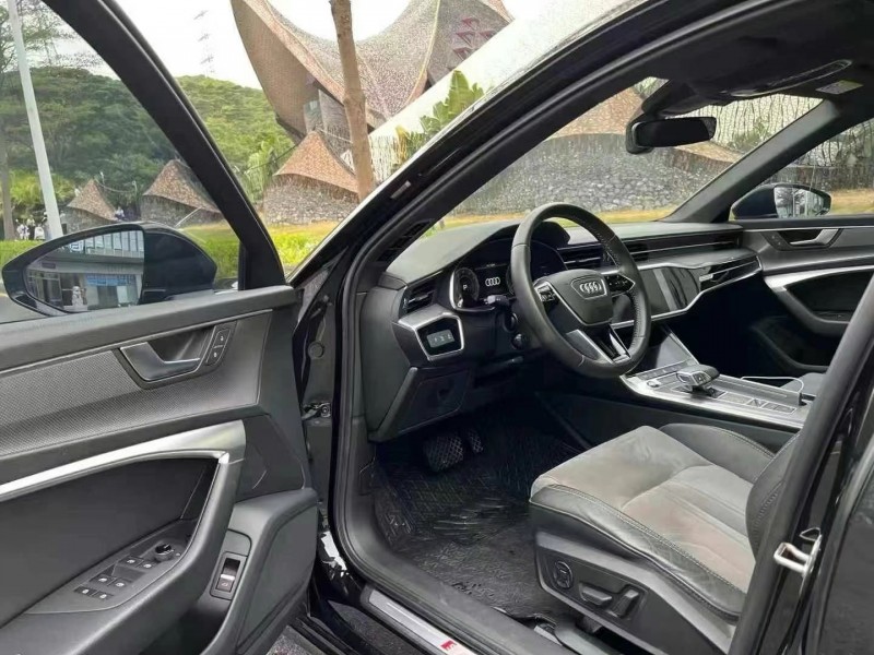 深圳21年奥迪A6L4