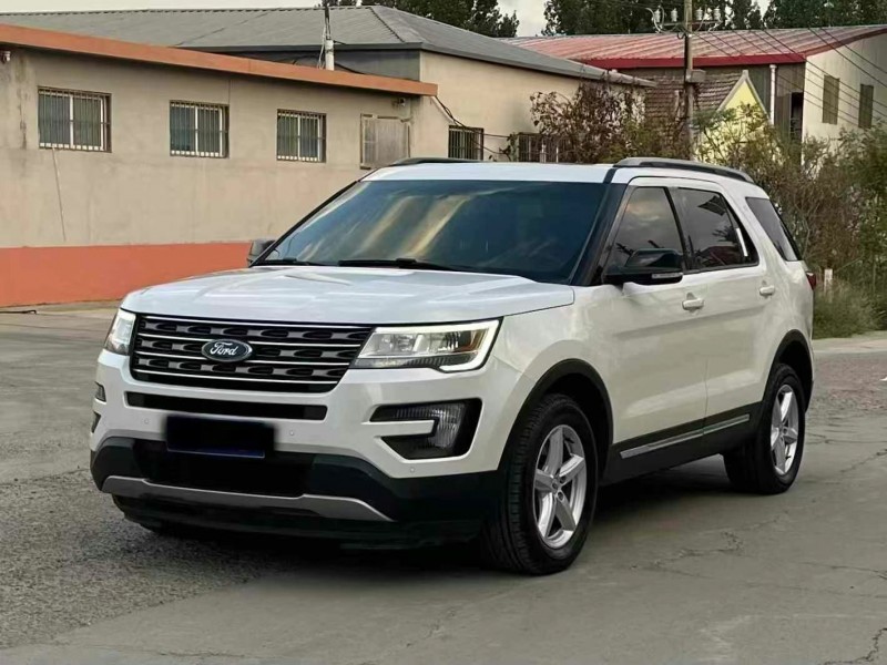 青岛15年福特探险者3