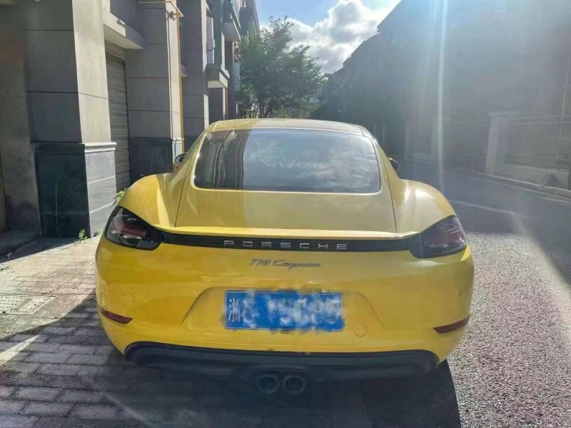 徐州20年保时捷7185
