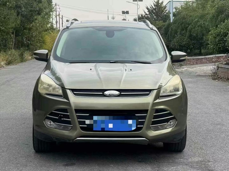 青岛13年福特翼虎1