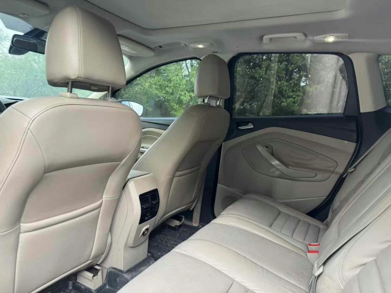 青岛13年福特翼虎4