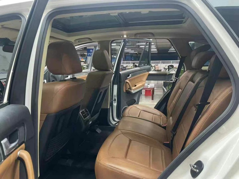 成都17年哈弗H85