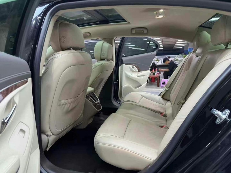 成都14年别克君越7