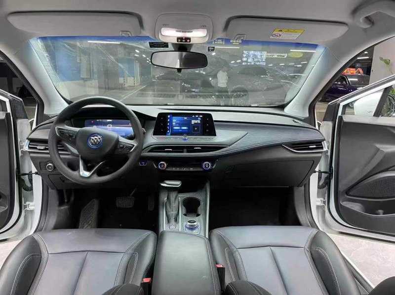 成都23年别克微蓝4