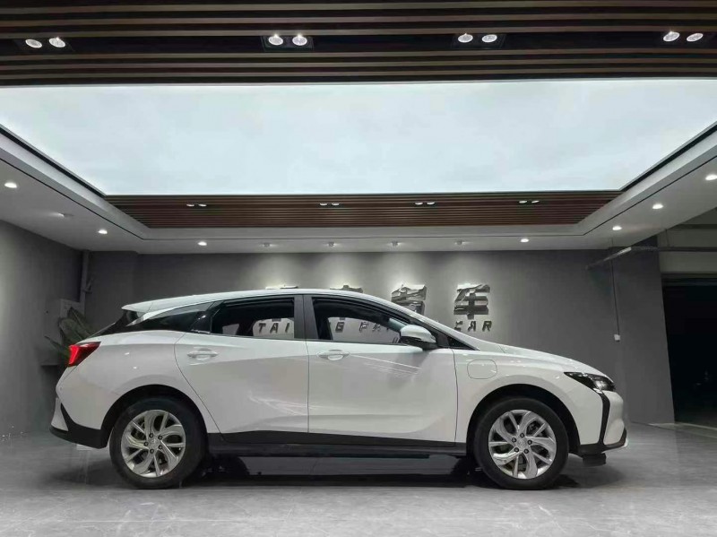 成都23年别克微蓝8