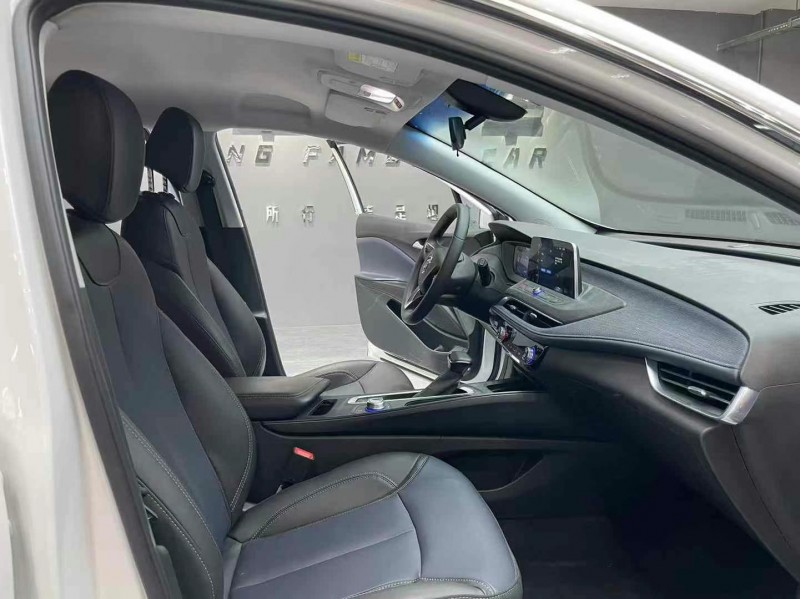 成都23年别克微蓝9