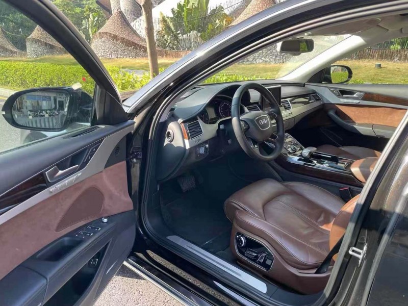 广州15年奥迪A8L4