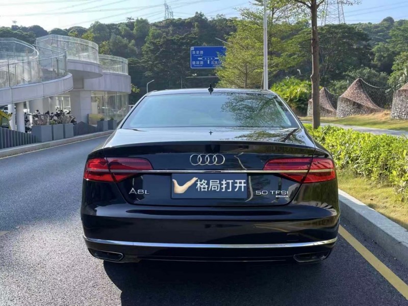 广州15年奥迪A8L9