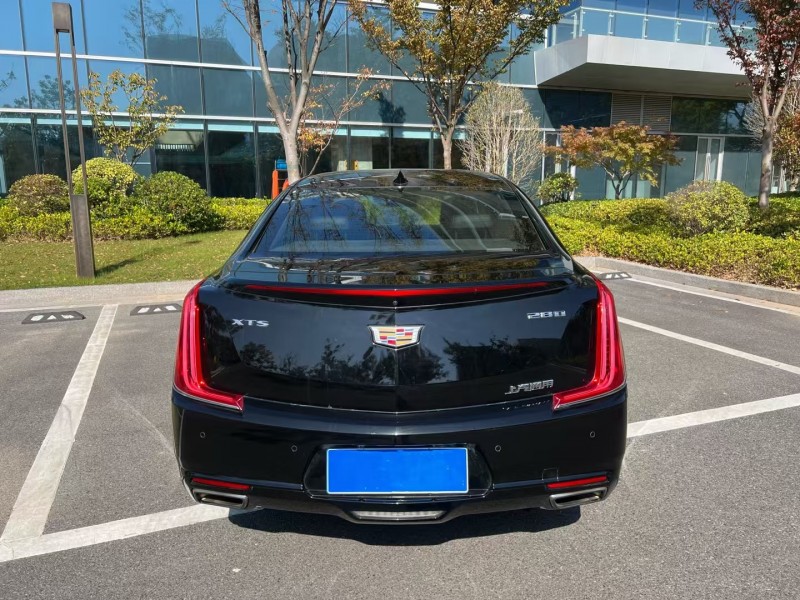 盐城18年凯迪拉克XTS9