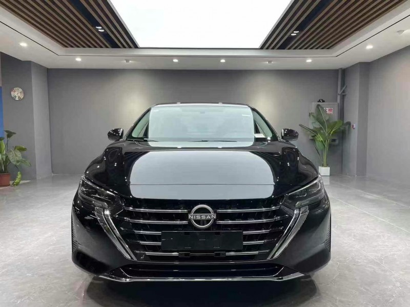 成都24年日产轩逸1