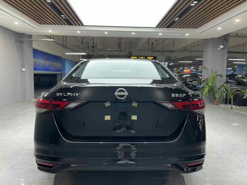 成都24年日产轩逸6