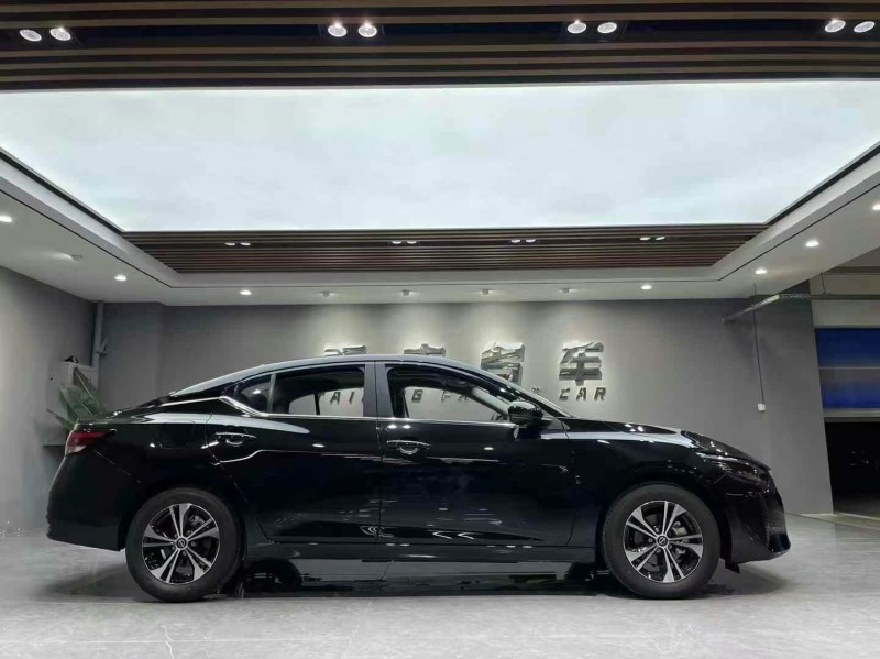 成都24年日产轩逸7